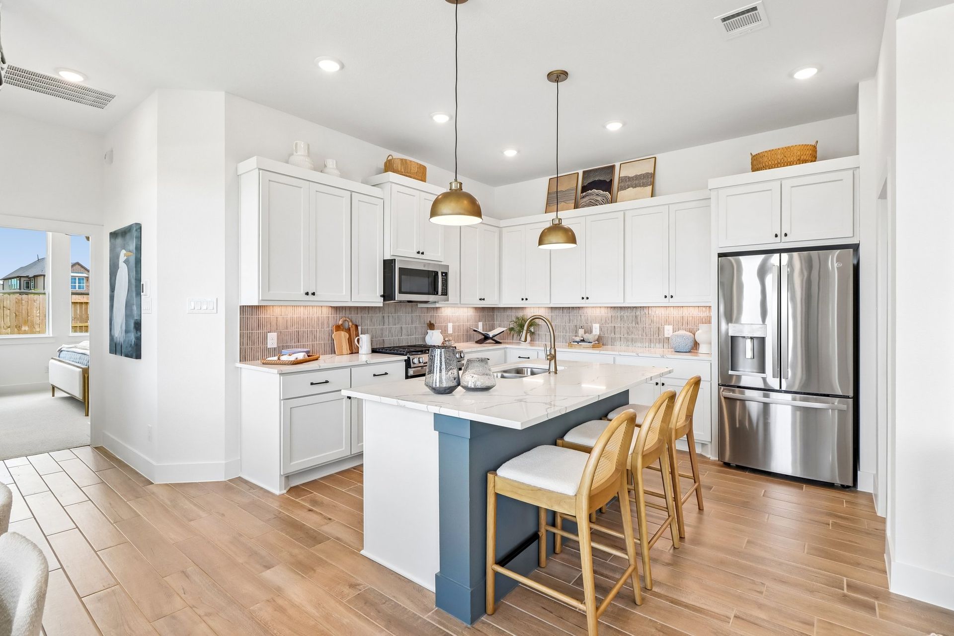 10-web-or-mls-Justin Dale Ln-S0708-010.jpg