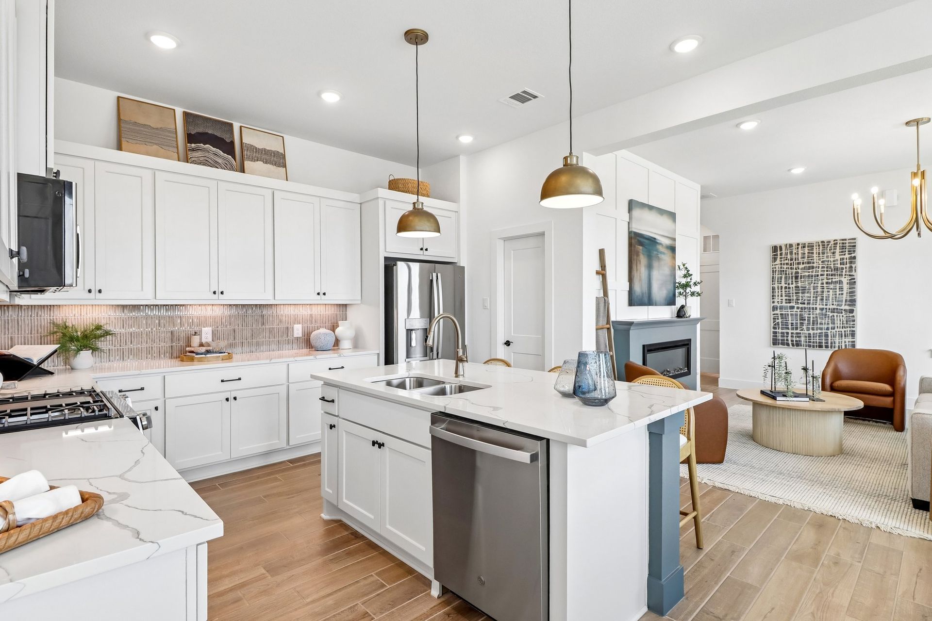 11-web-or-mls-Justin Dale Ln-S0708-011.jpg