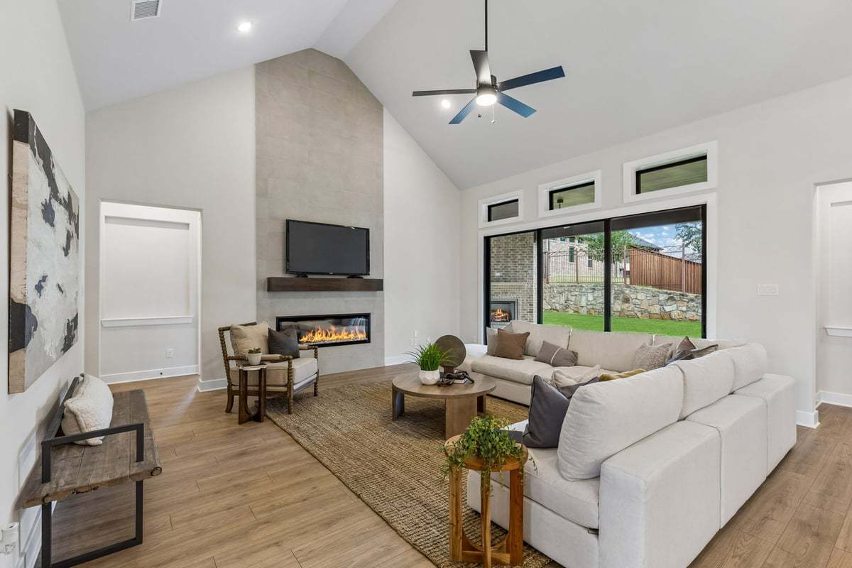 6-11220Hickory_006.jpg