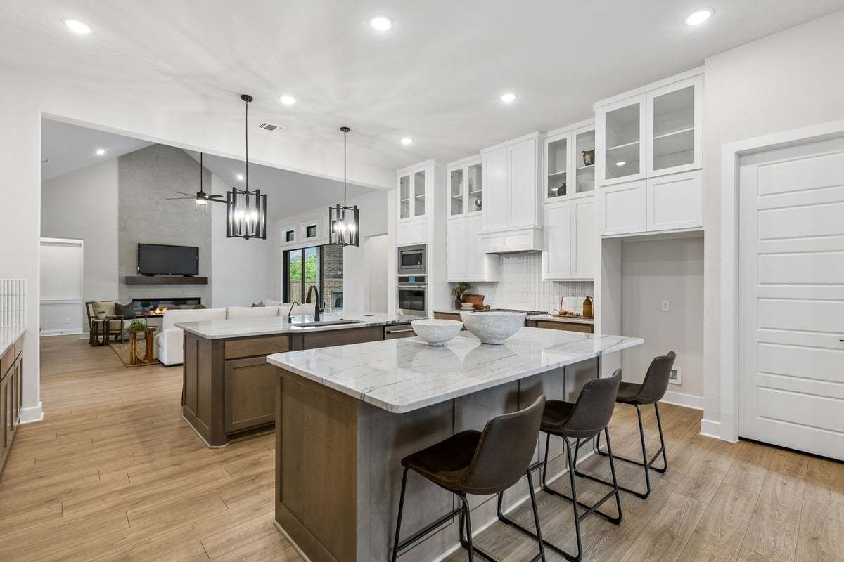 11-11220Hickory_011.jpg