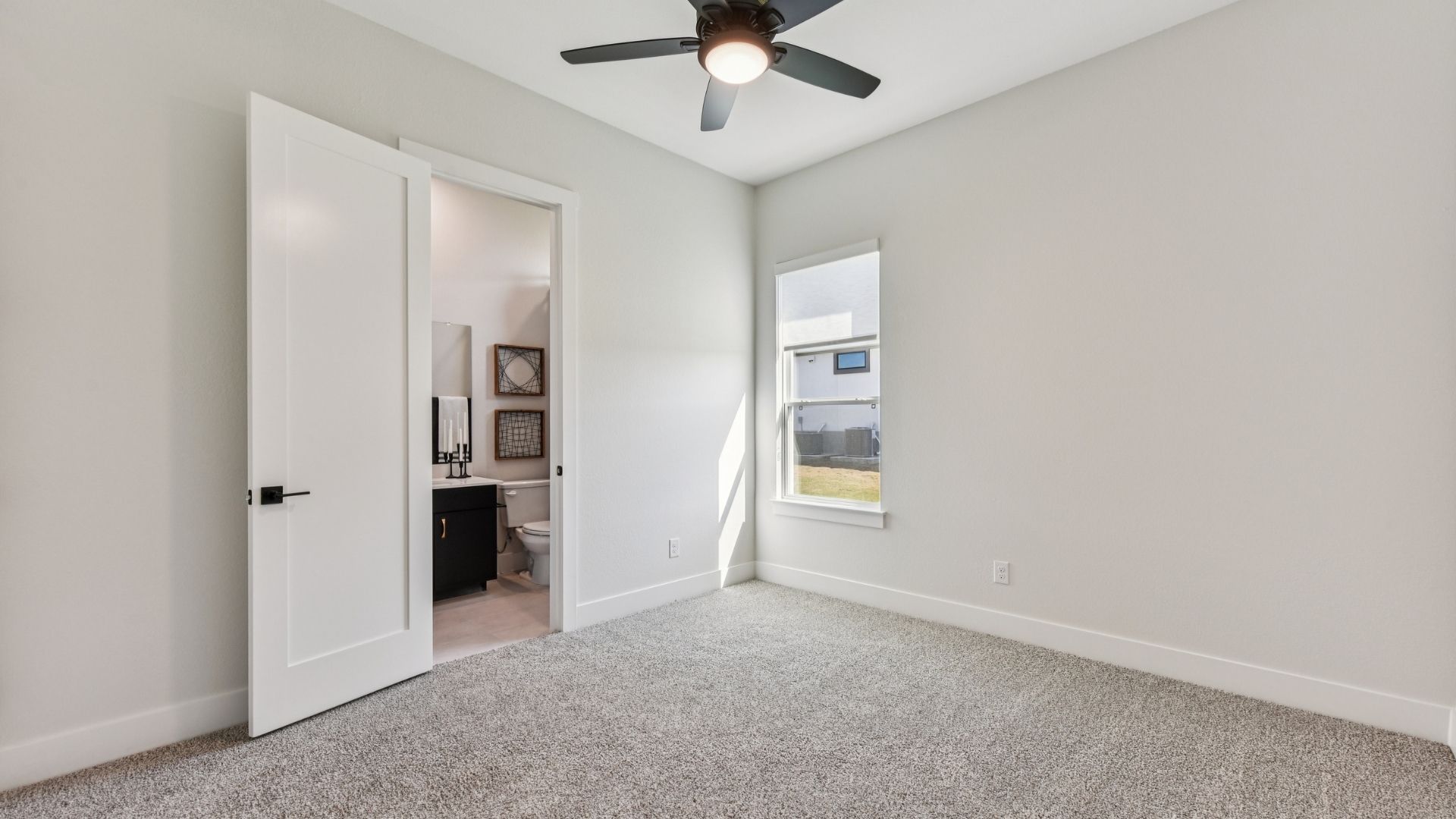 TEX-Garet-C-Feathergrass-1404 Paxton Lane-023.jpg