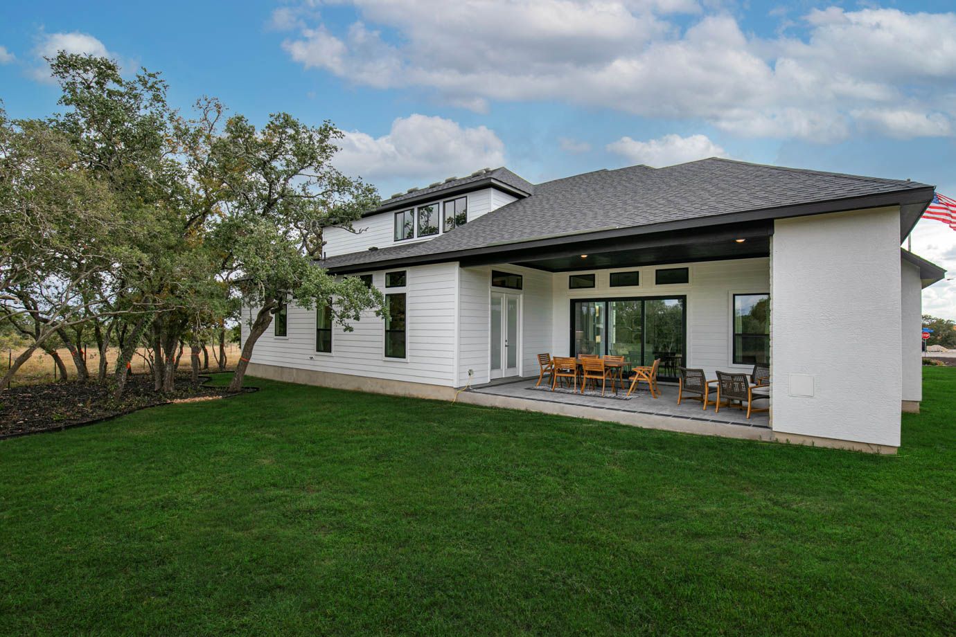 112 Grace Avenue. San Antonio, TX 78253