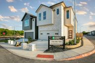 Rose Hill por Chesmar Homes en San Antonio Texas