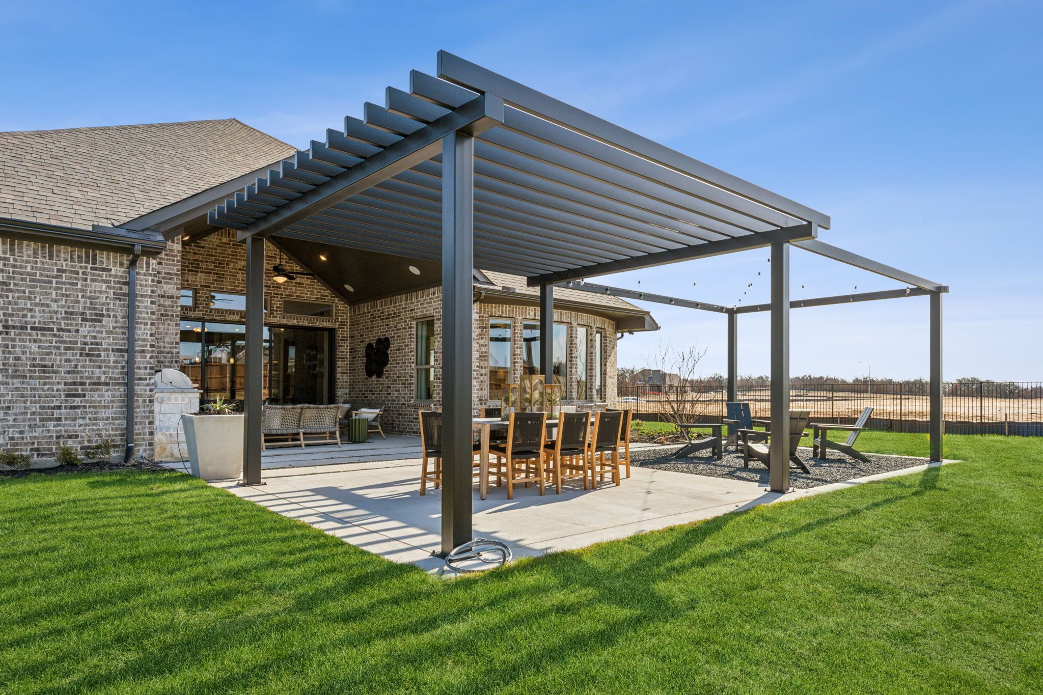 109 Cross Timbers St. Azle, TX 76020