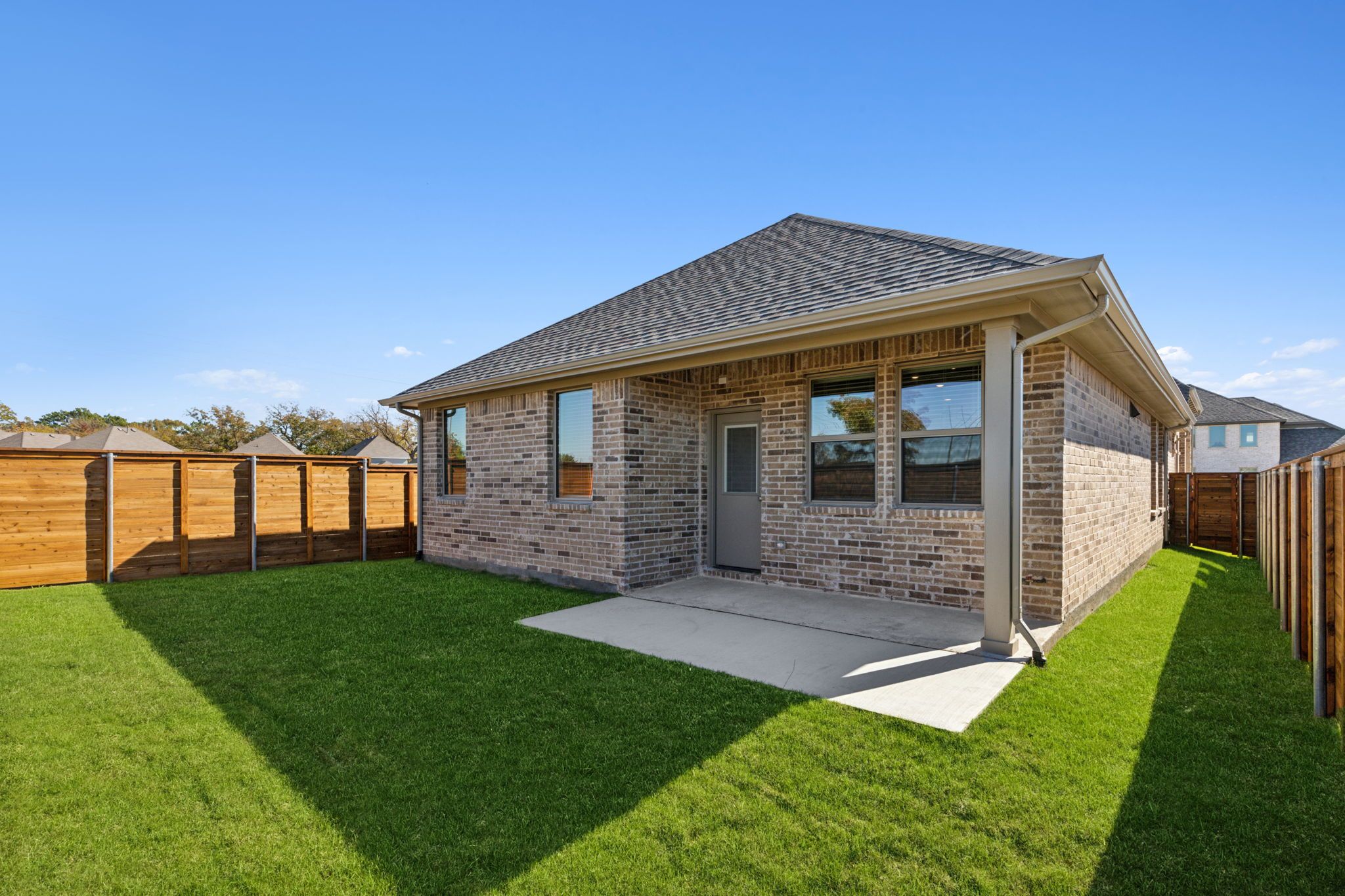 1600 Casting Ridge. Mesquite, TX 75181