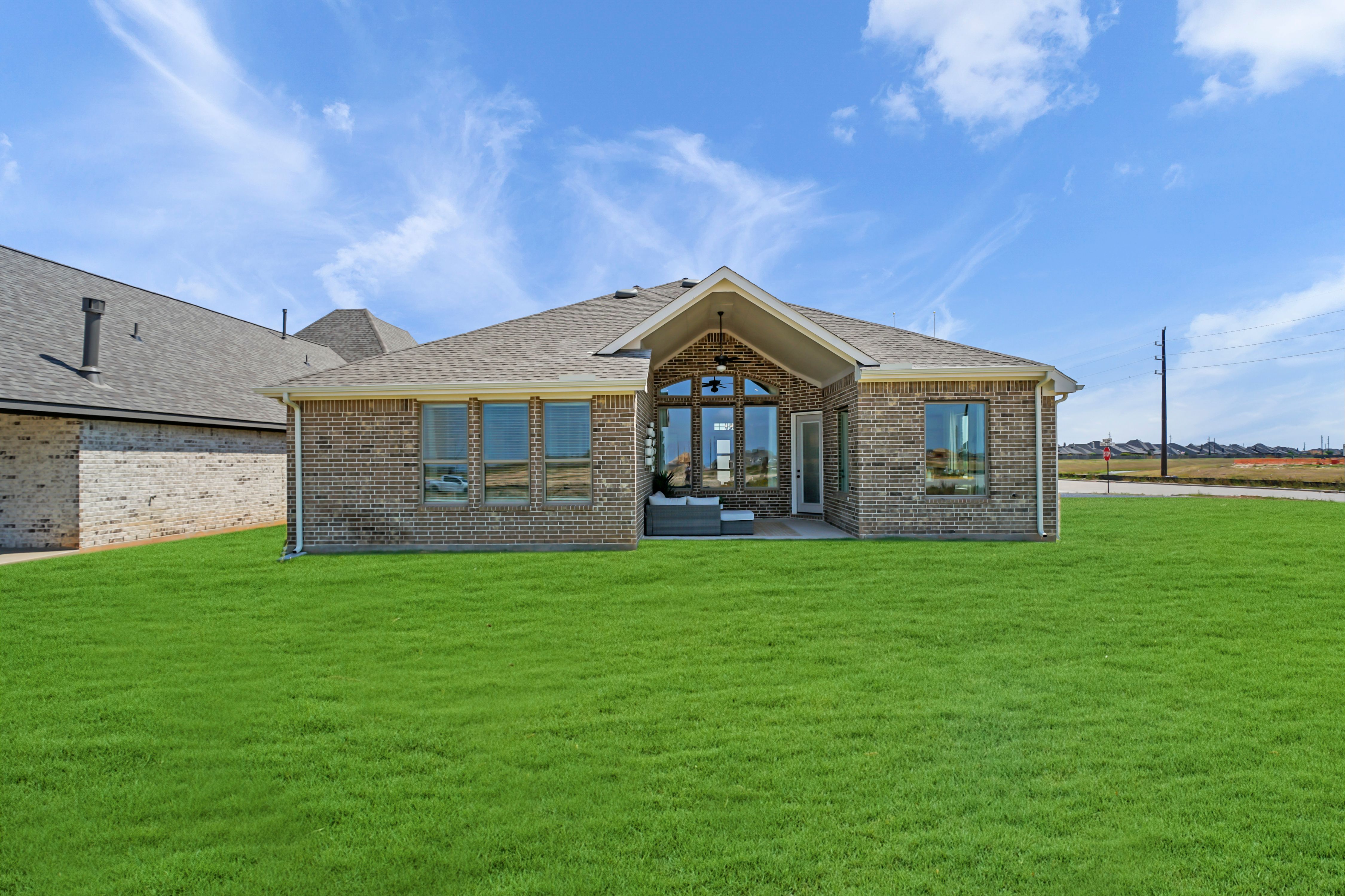 5302 Elegance Court. Manvel, TX 77578