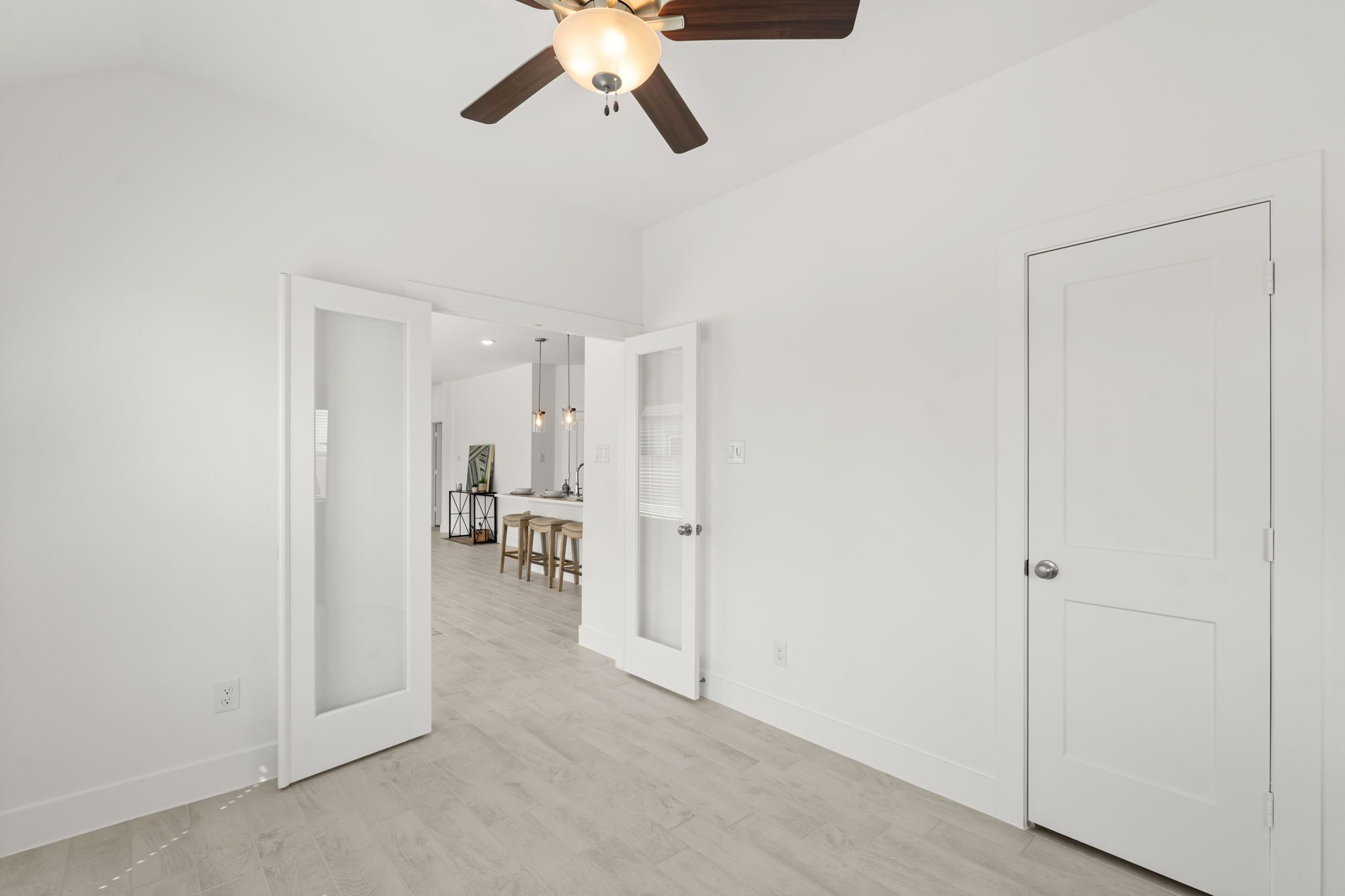 5302 Elegance Court. Manvel, TX 77578