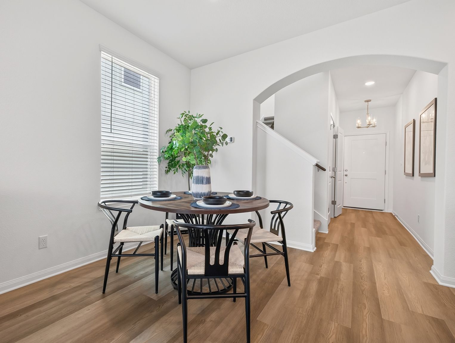 Plan 1582 Townhome Dining 2