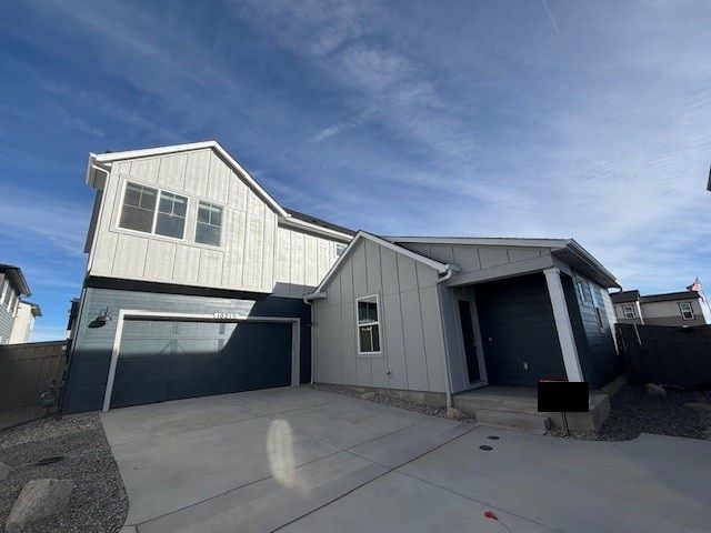 10215 Spry St (Moonflower)