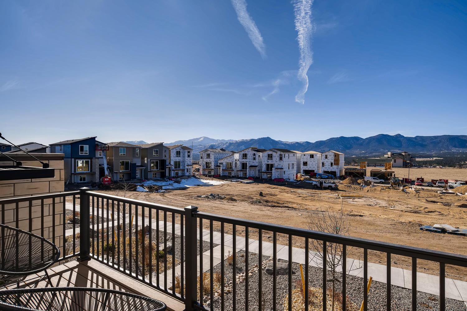 3594 Greenways Main Blvd. Colorado Springs, CO 80922