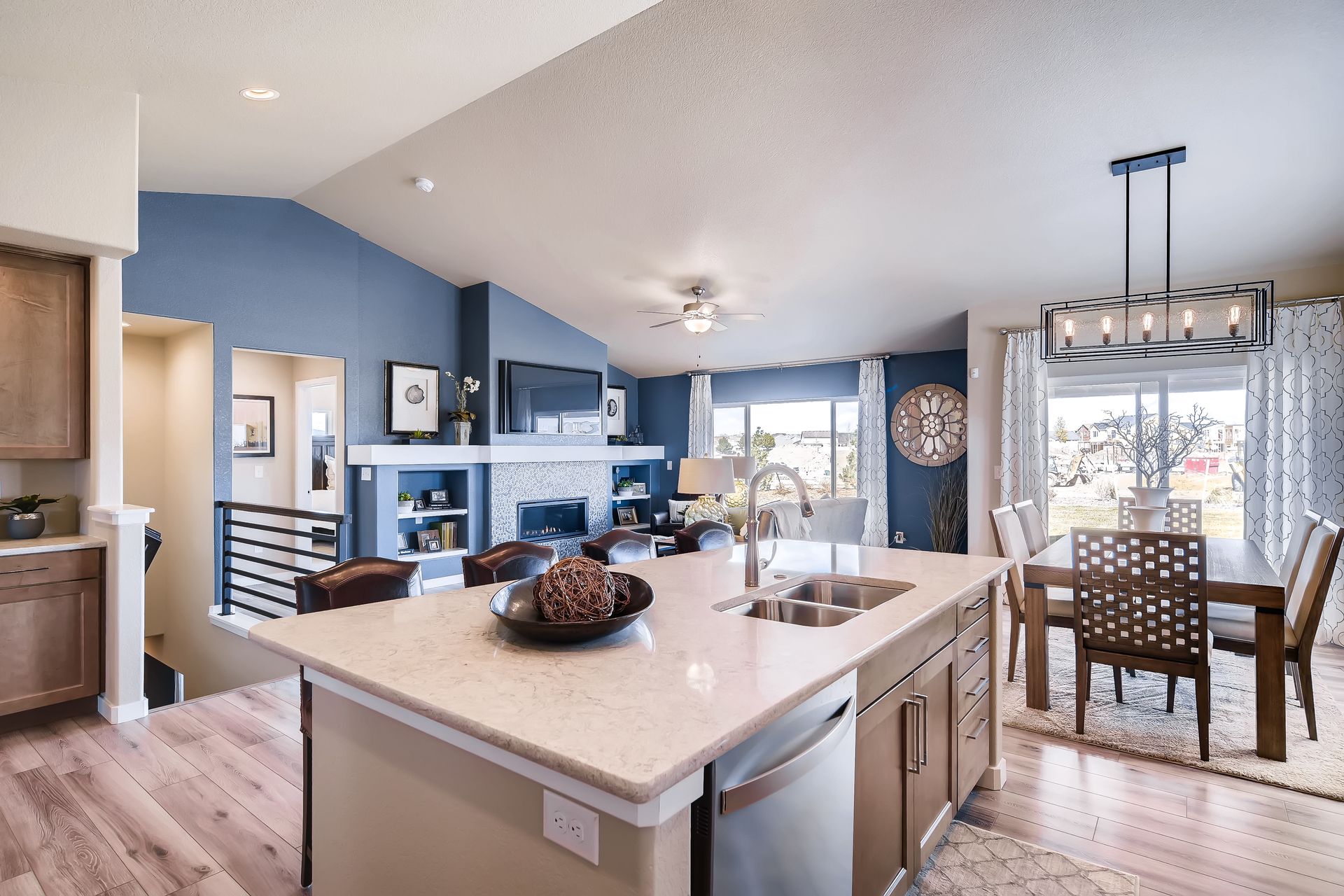 Kitchen / Living