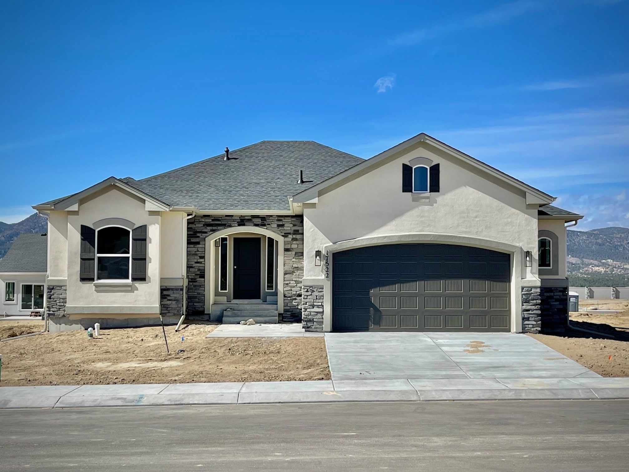 Casas en Venta en Colorado Springs, CO 1,217 Casas Nuevas en Venta