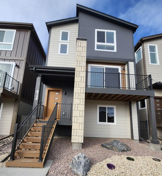 6139 Mission Trails Vw. Colorado Springs, CO 80922