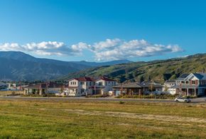 Heritage Grove by Comstock Homes in Ventura California