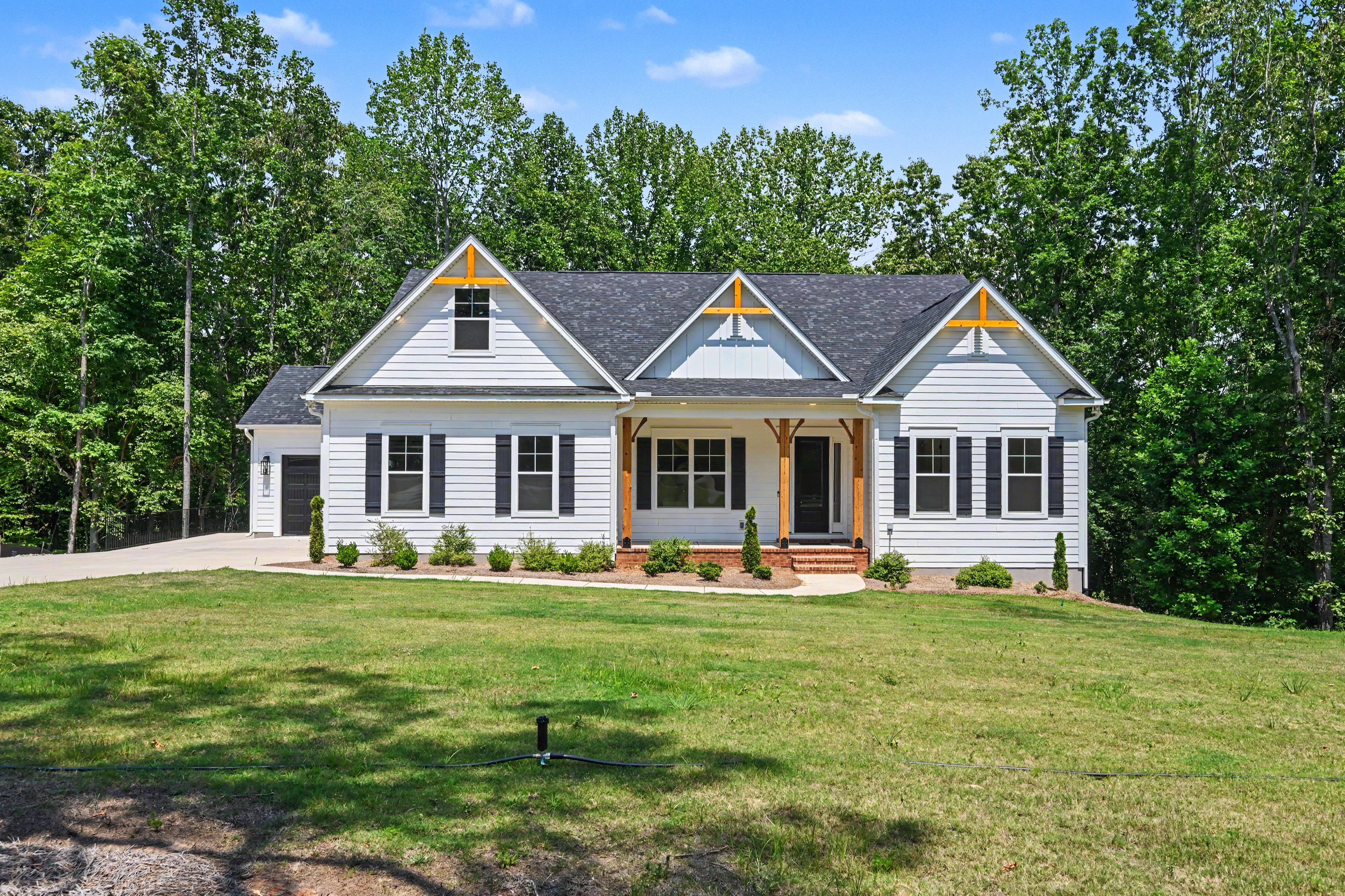 131 High Lake Drive (Columbia)