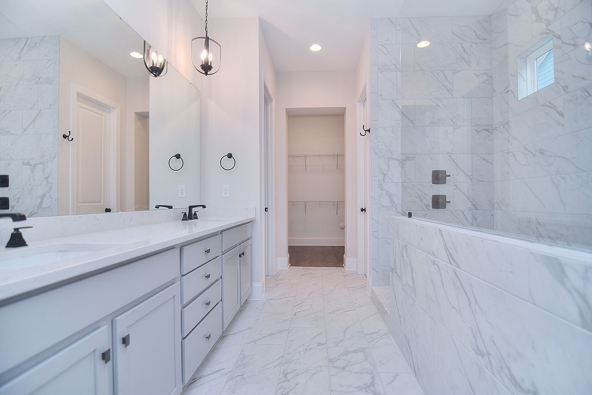 Owner's Bath