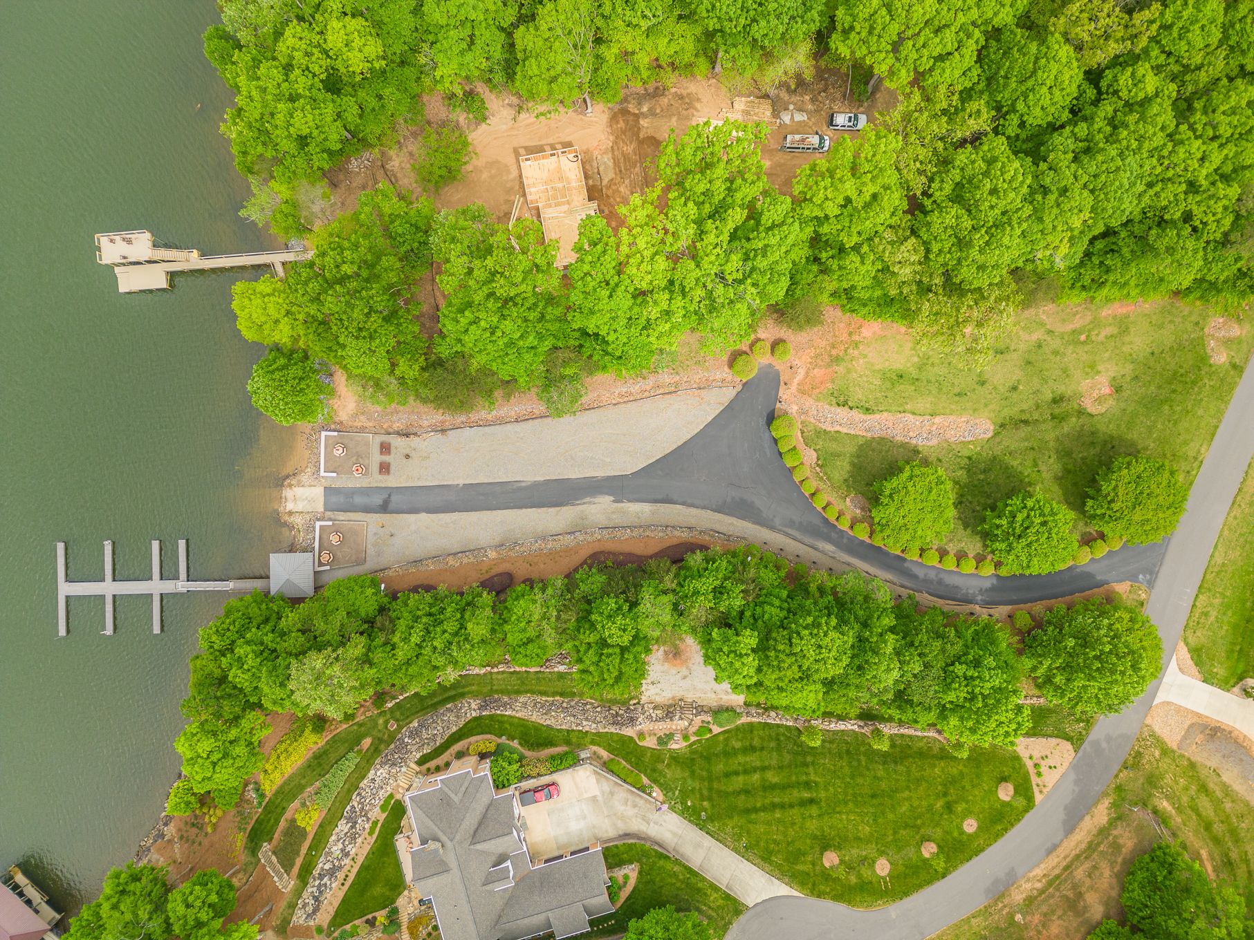 The Harbor Watch neighborhood marina on Lake Norman, at the mouth of the Catawba River, offers residents convenient access to boating, fishing, and water sports. Enjoy scenic views, well-maintained docks, and a vibrant community atmosphere.