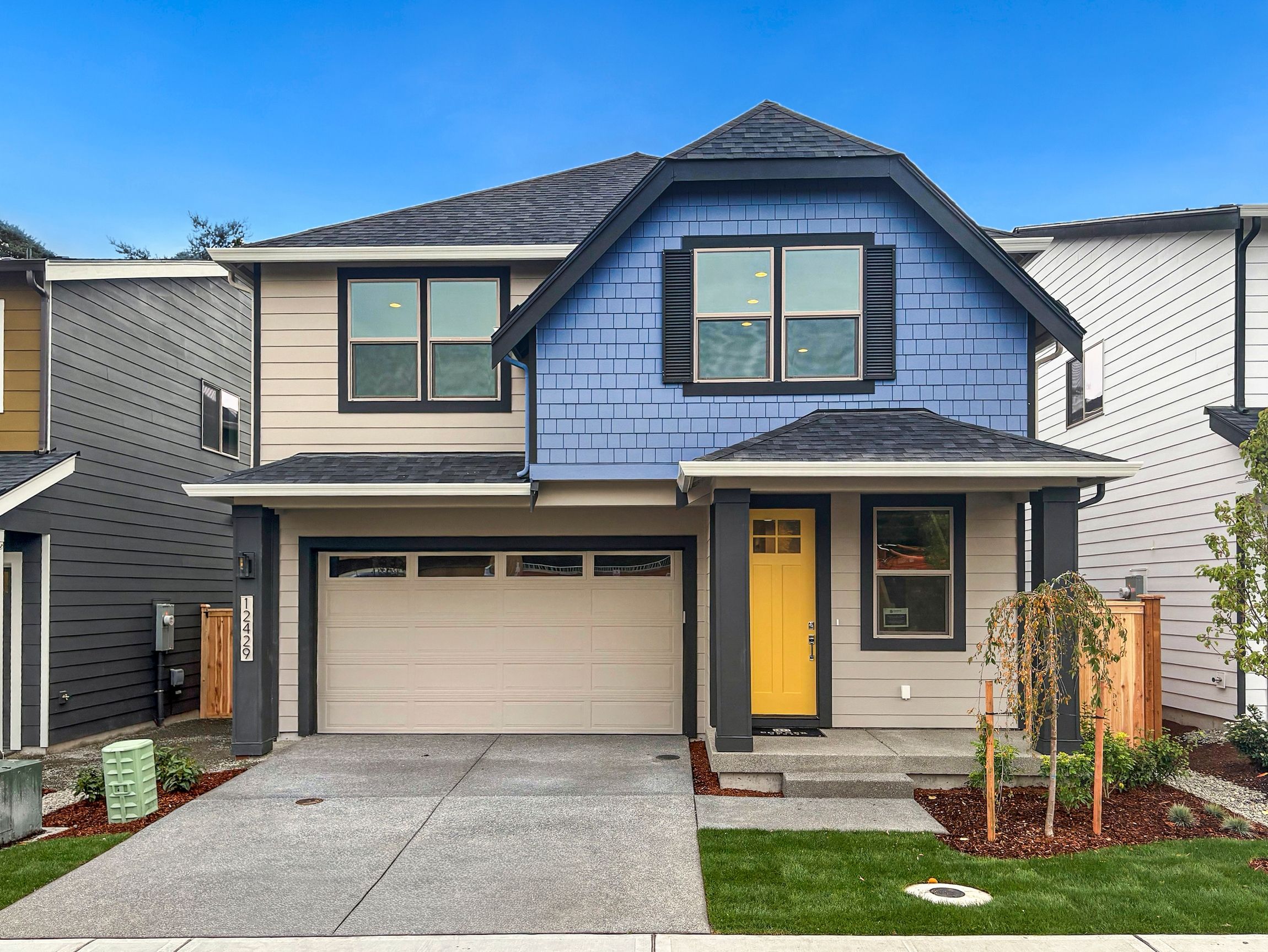 12429 SE 256th PL (Alder)