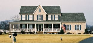 Cordell Custom Homes por Cordell Custom Homes en Washington Maryland