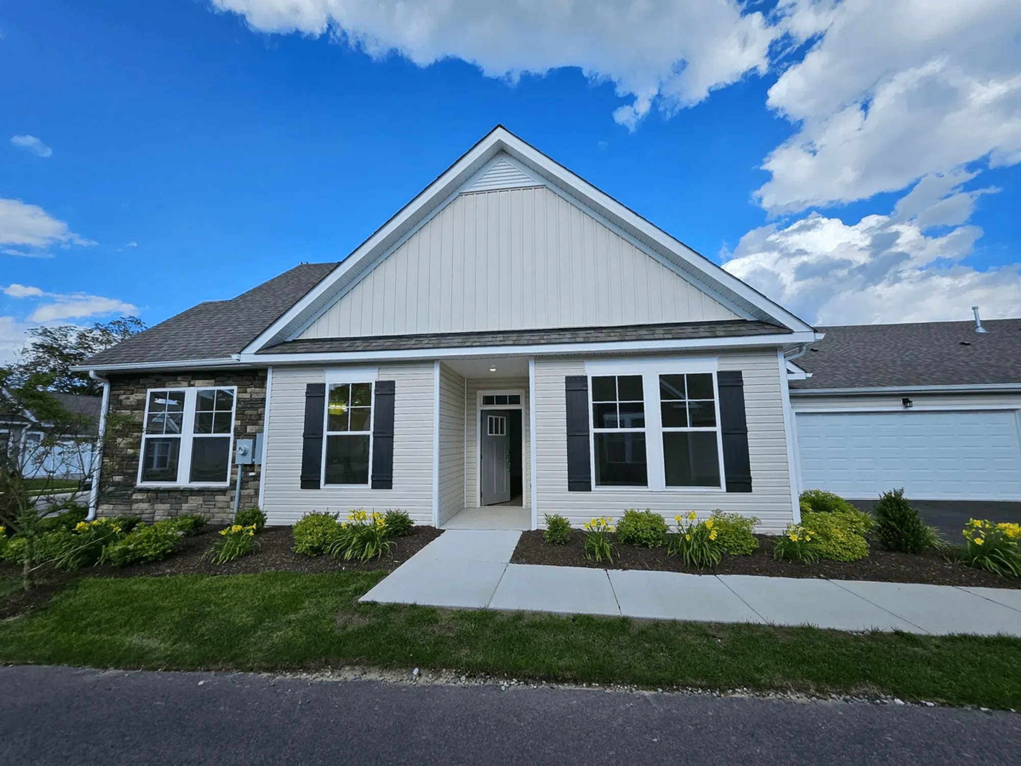 209 Oxford Avenue (Newport) Imagen