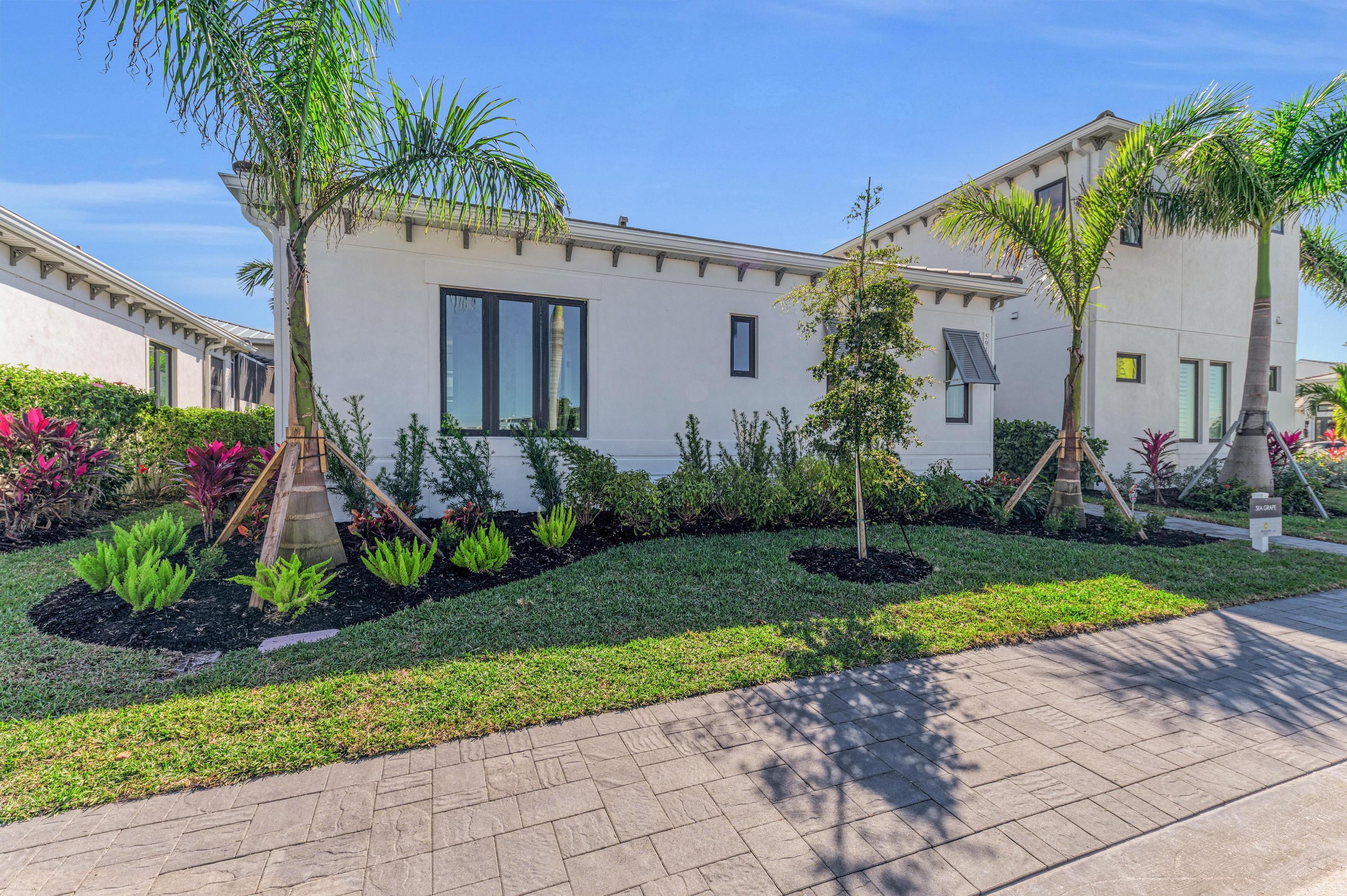 Sea Grape - Aqua Single Family Homes: Bradenton, Florida - Medallion Home