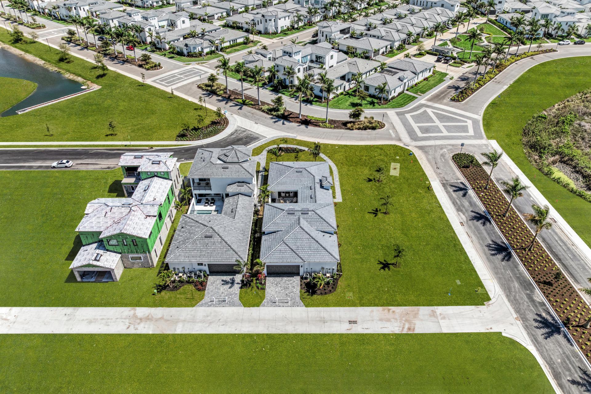 casa en Aqua Single Family Homes por Medallion Home