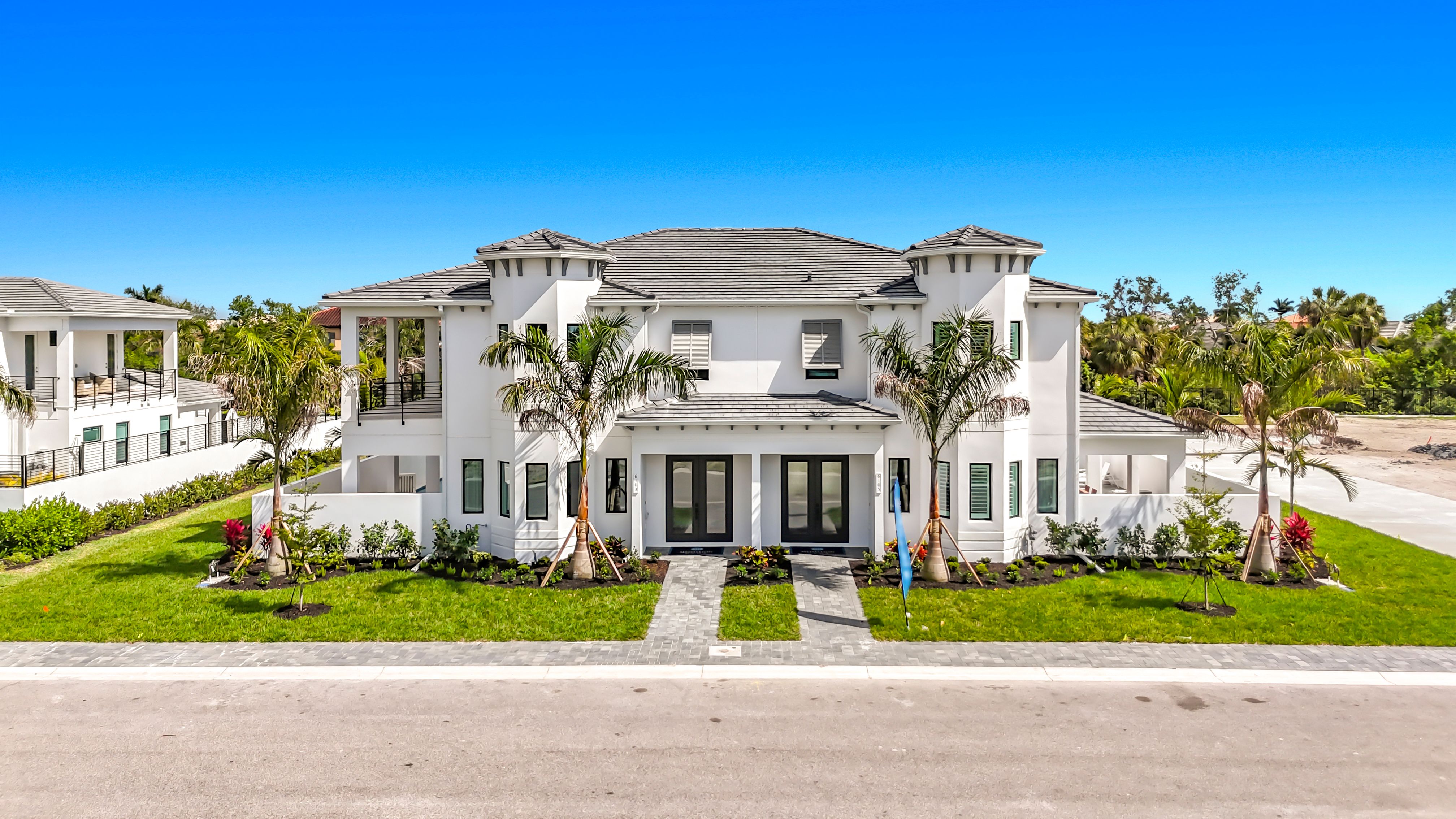 Royal Palm - Aqua Townhomes: Bradenton, Florida - Medallion Home