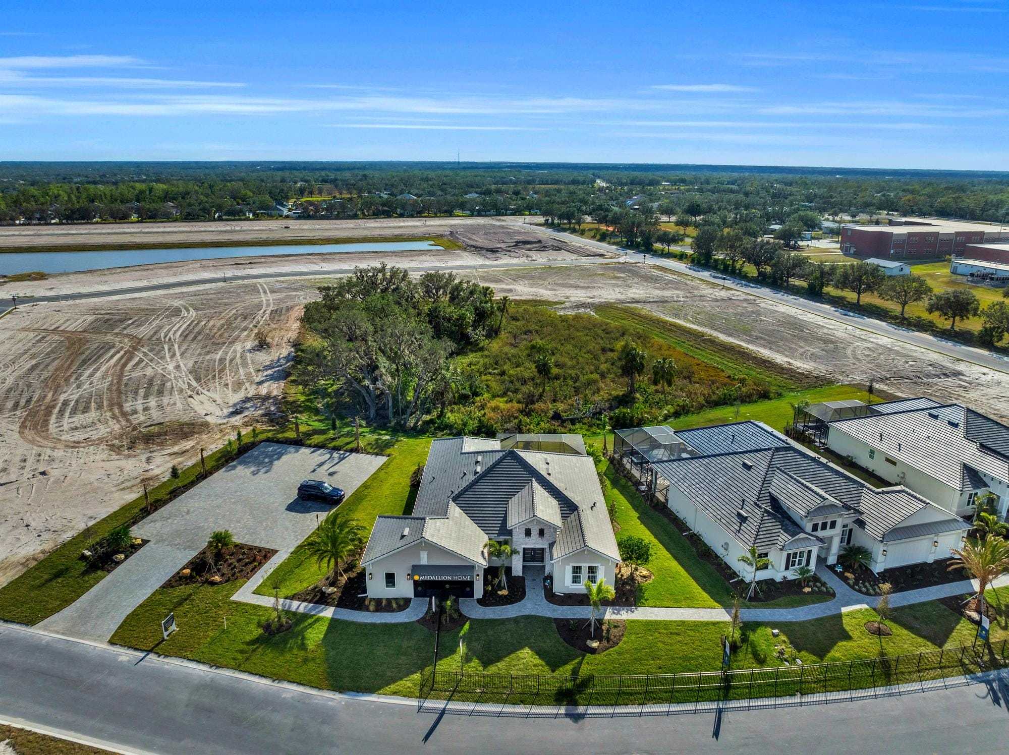 casa en River Preserve Estates por Medallion Home