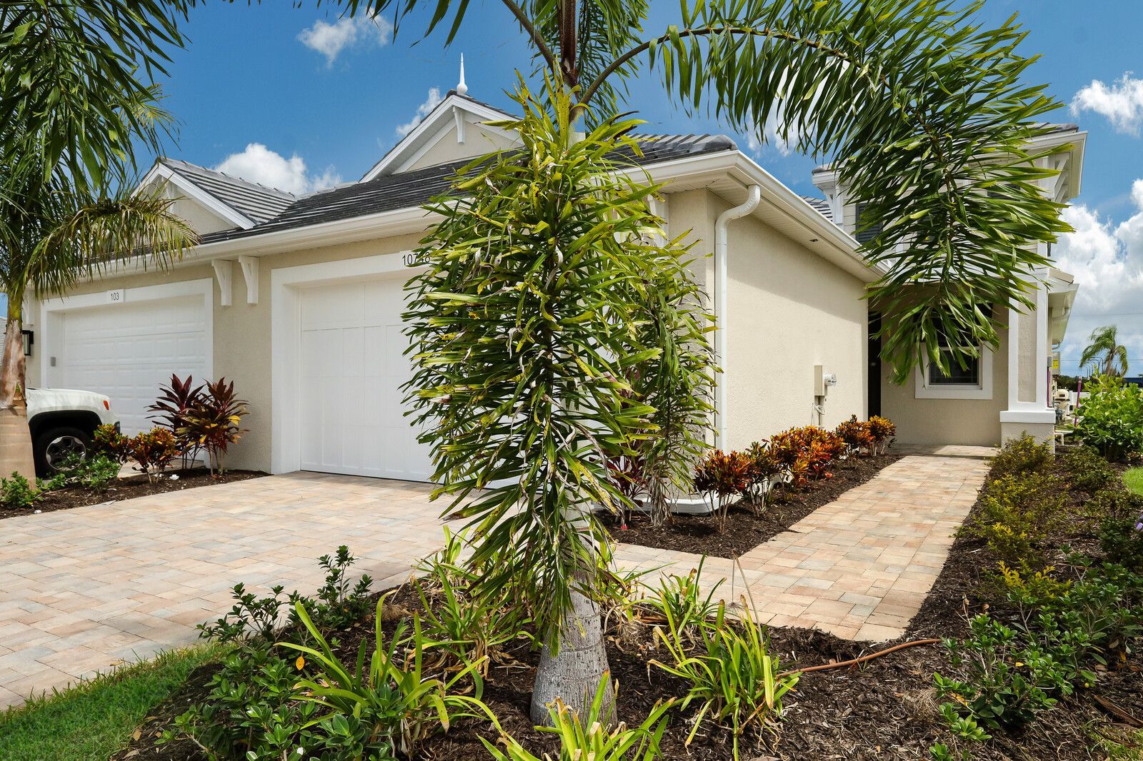 10748 Klee Avenue (Boca Grande Villa Home) Image