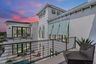 casa en Aqua Single Family Homes por Medallion Home