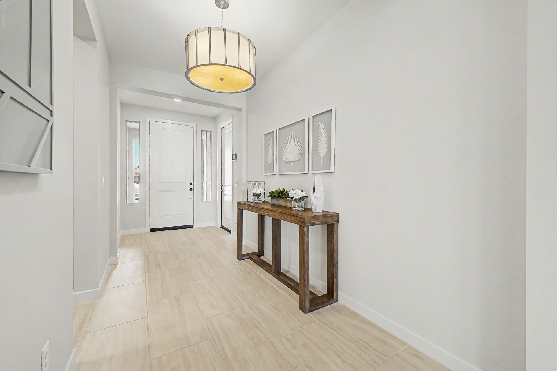Entry way