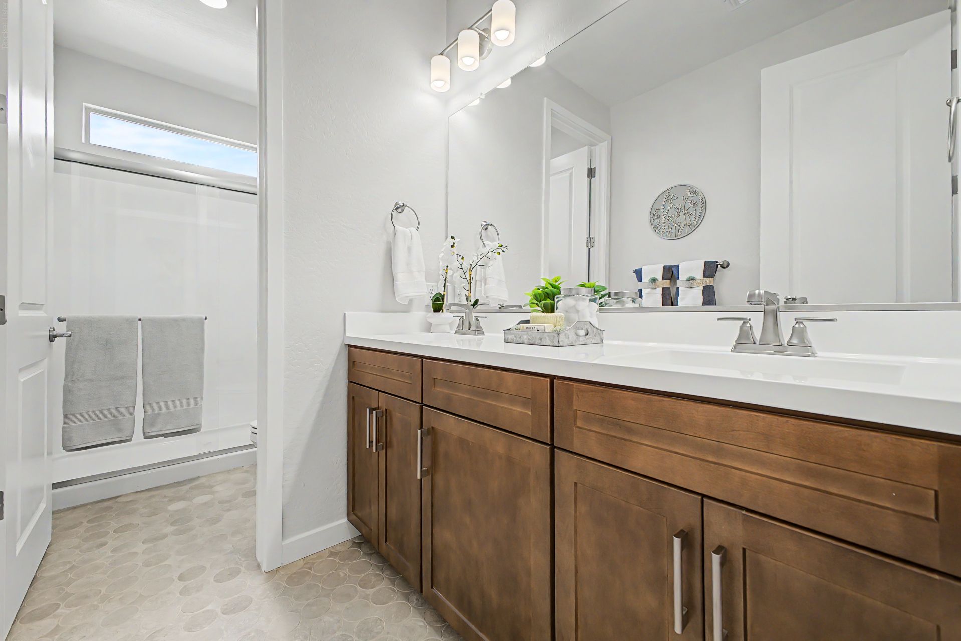 Casita Bathroom