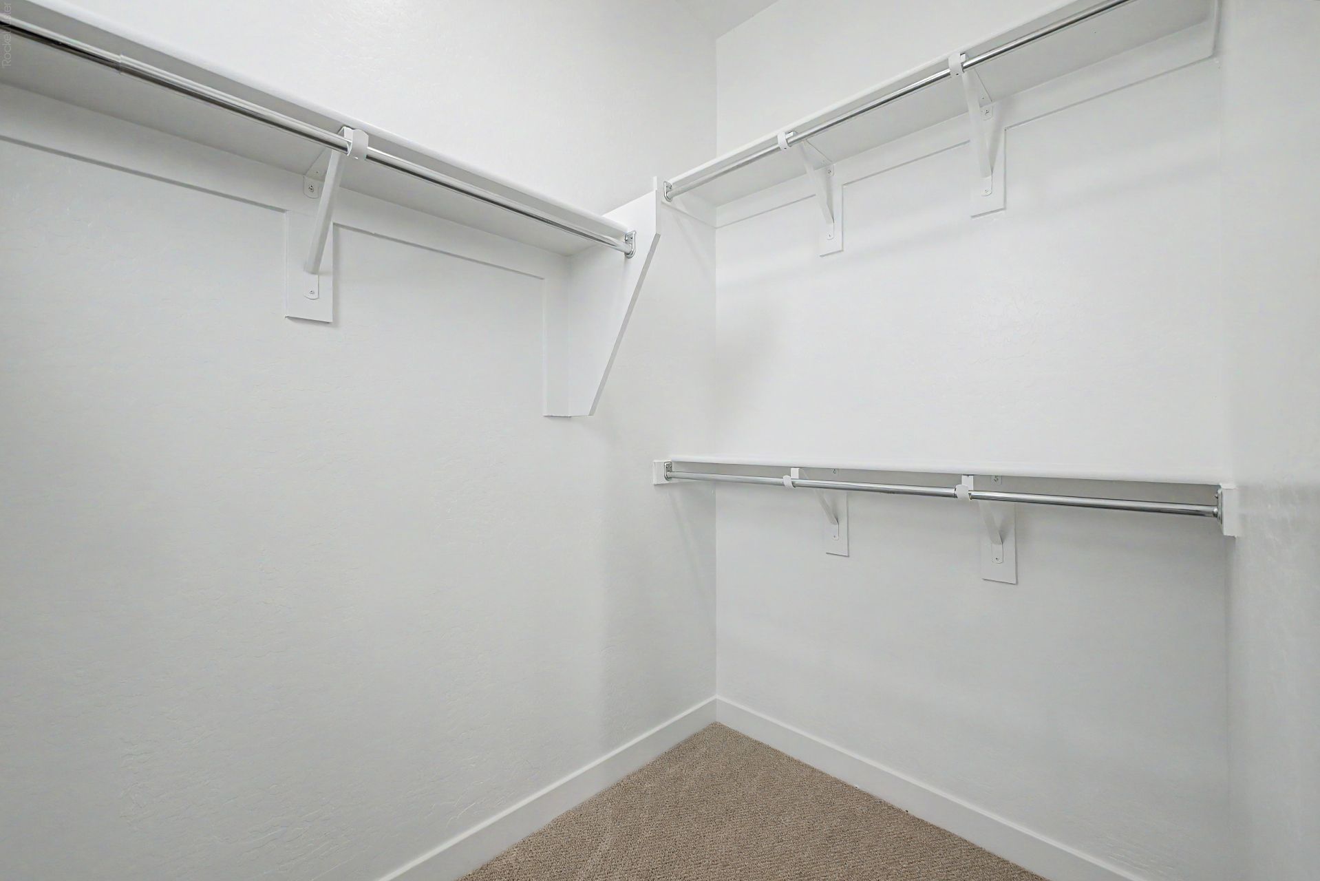 Walk-in closet