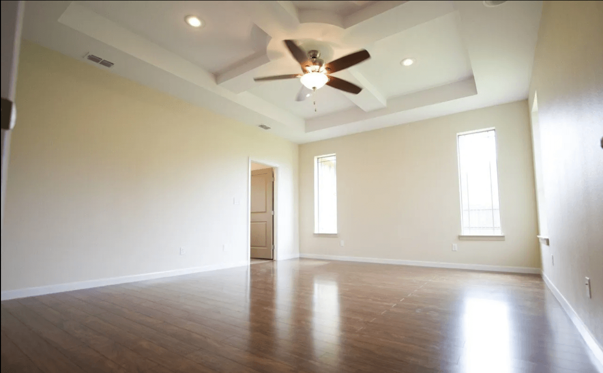 casa en Courtesy Custom Homes por Courtesy Custom Homes