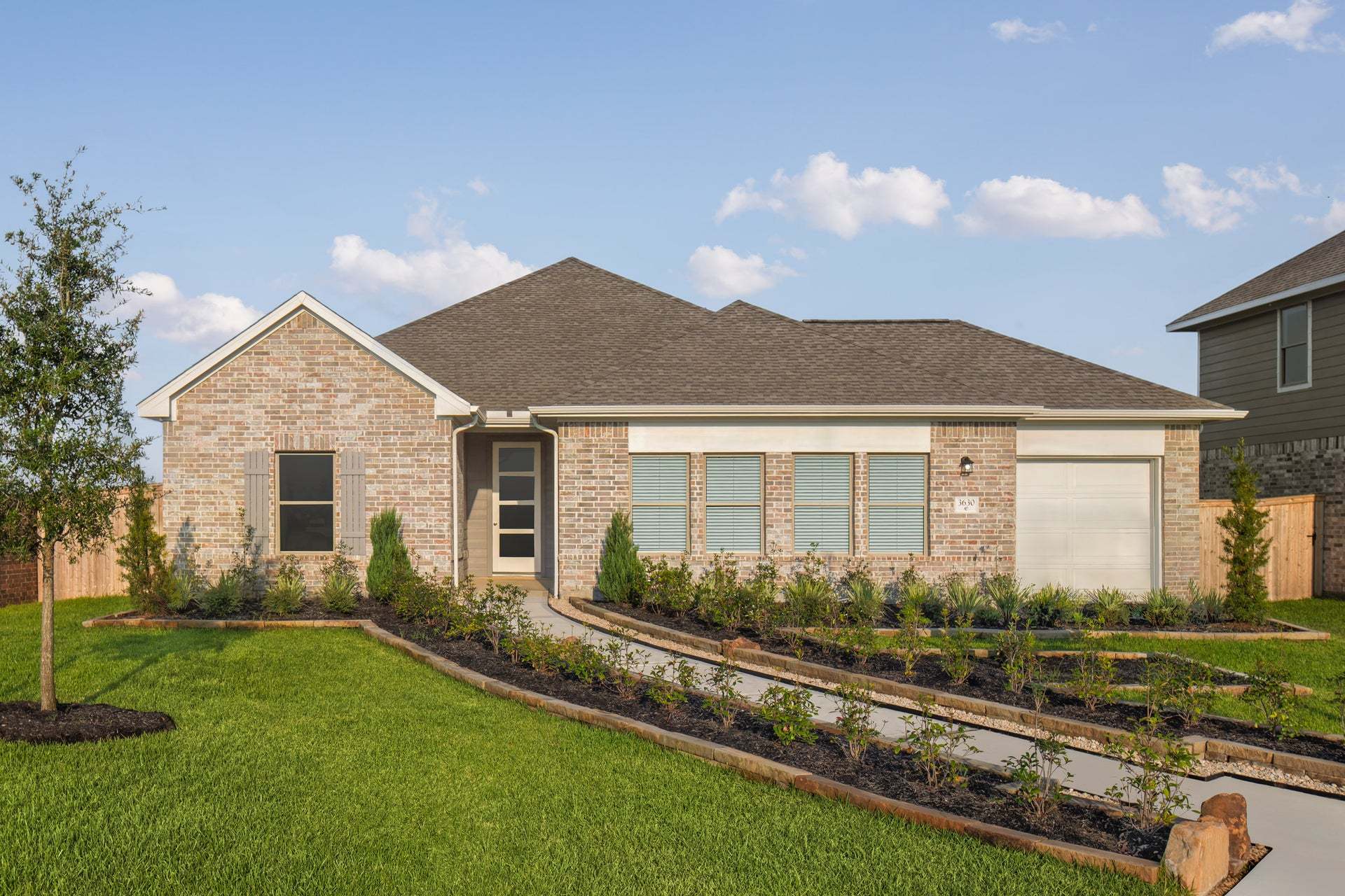 2097 Orchard Park. Crandall, TX 75114