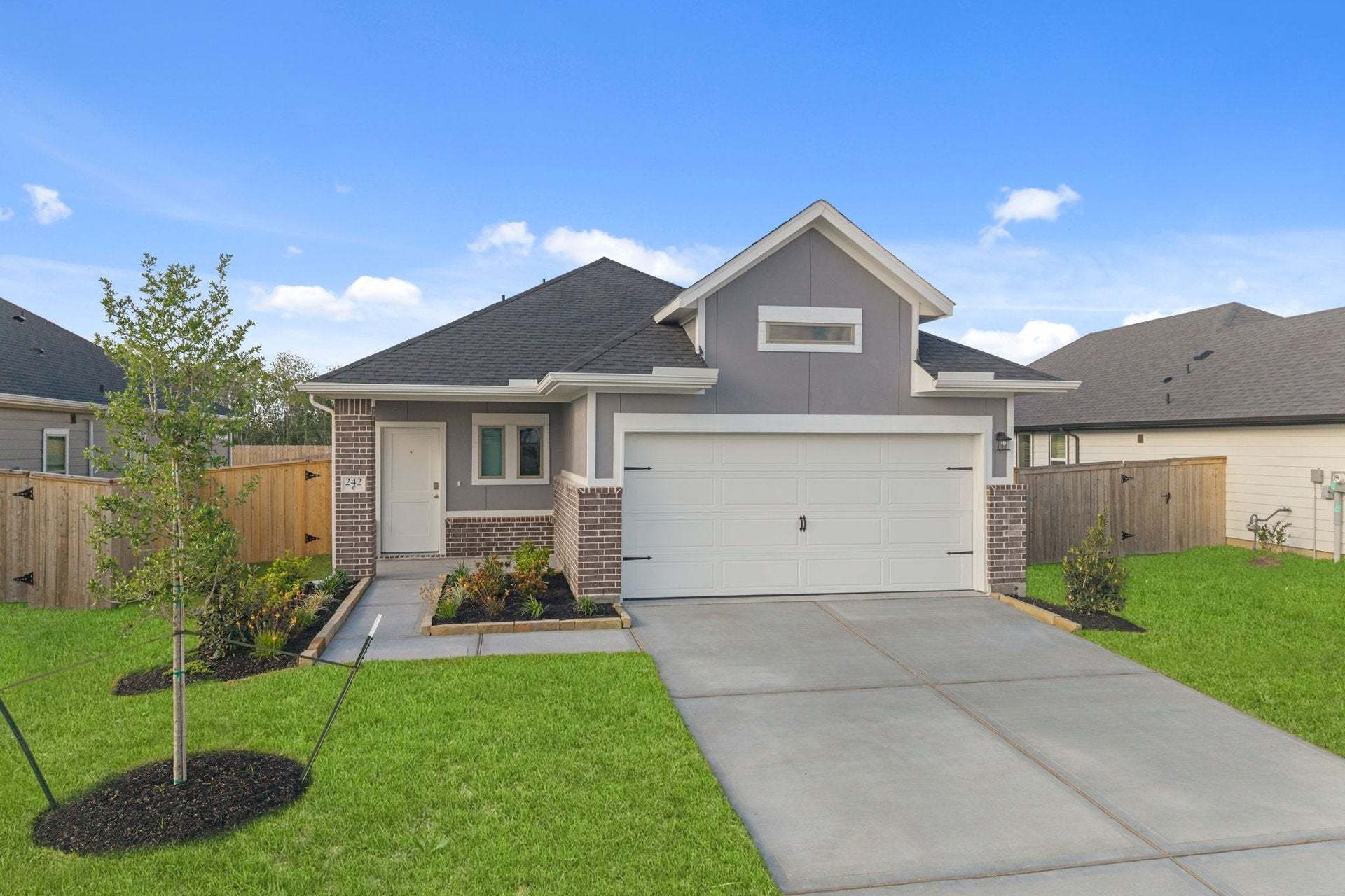 Hill - Laurel Landing: Alvin, Texas - Coventry Homes