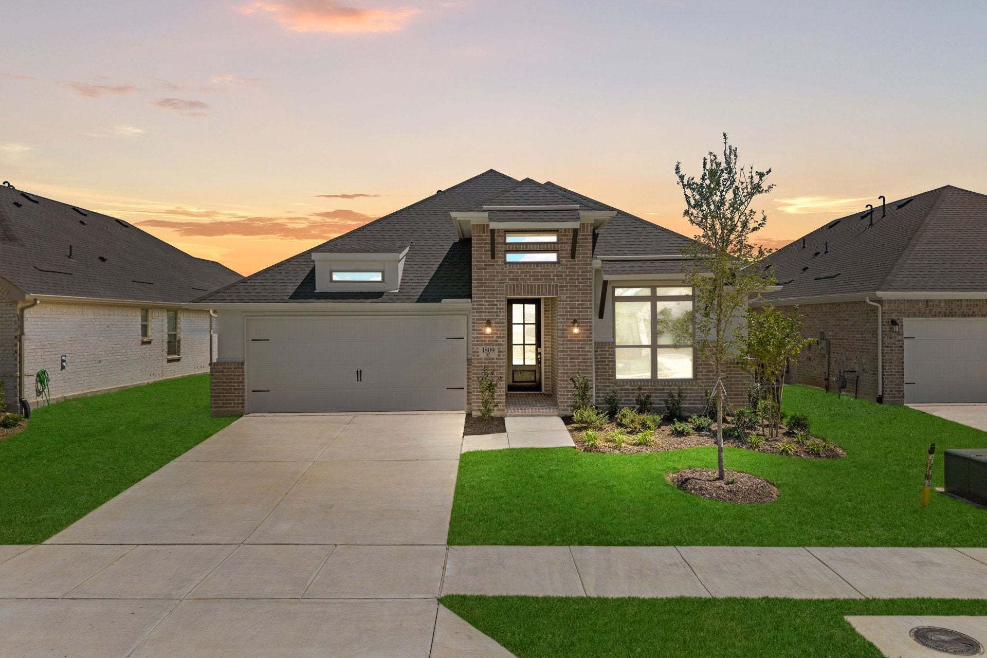1809 Willowhurst Lane