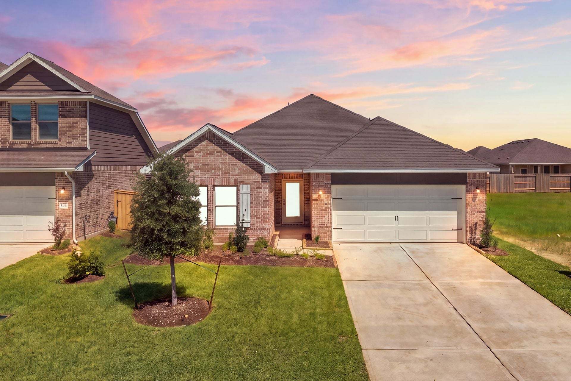 Upton - Windrose Green: Angleton, Texas - Coventry Homes