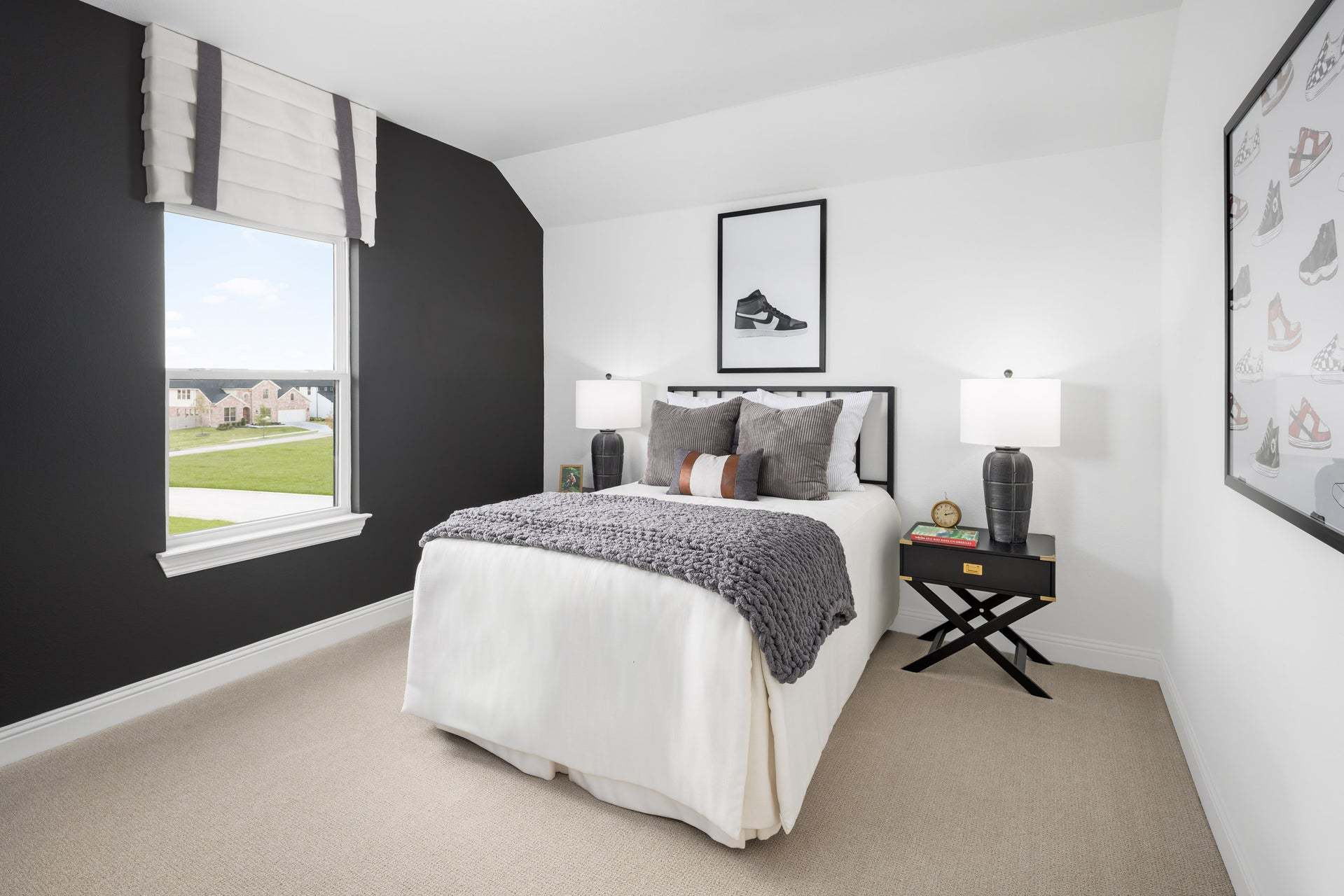 DAL_Painted Tree_Bandera_4051 Attwater St17