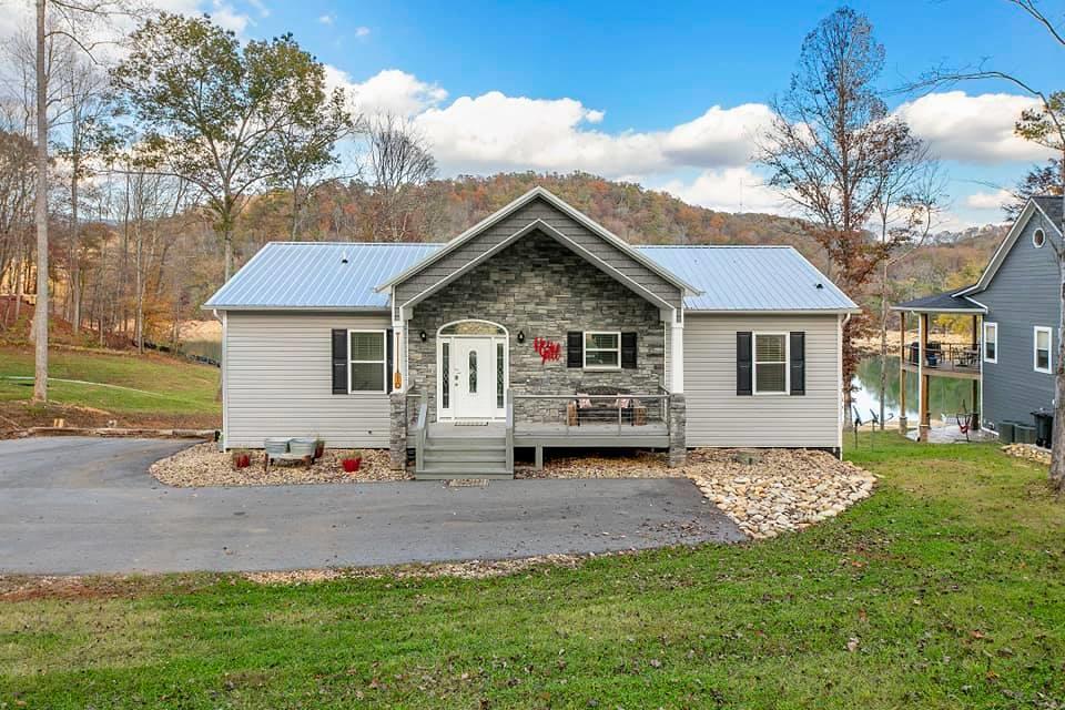 casa en Cox Construction por Cox Construction