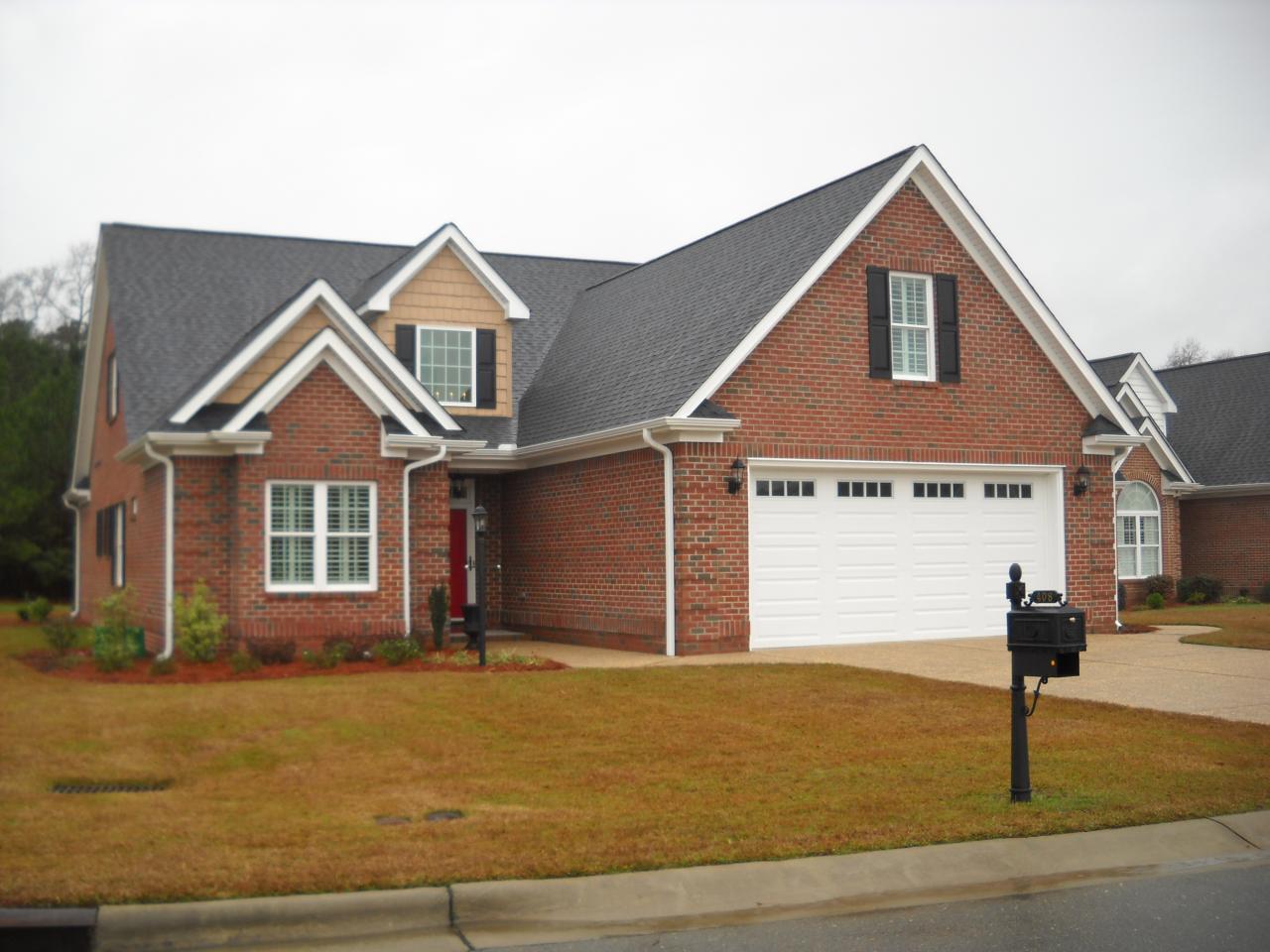 casa en Cox-Edwards Company por Cox-Edwards Co