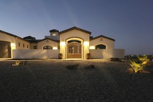 Crescent Custom Homes, Inc. por Crescent Custom Homes, Inc. en Albuquerque New Mexico