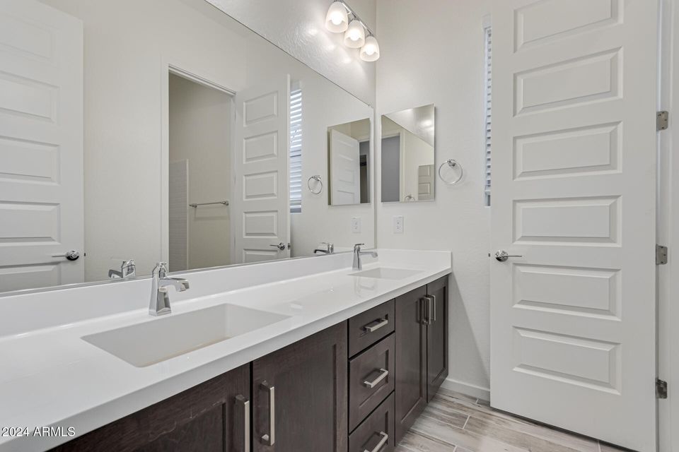 Double Vanity