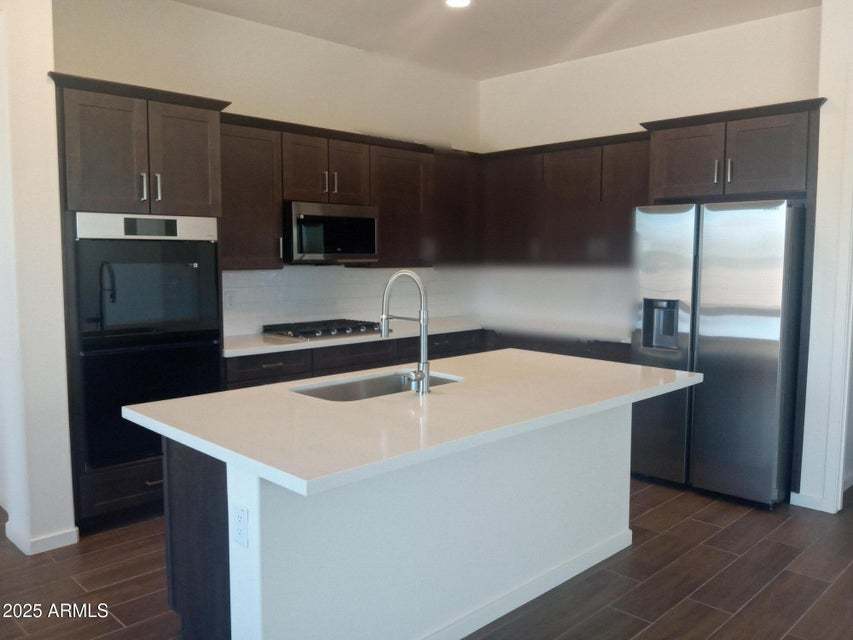 Stainless Appliances w/Double Wall Ovens