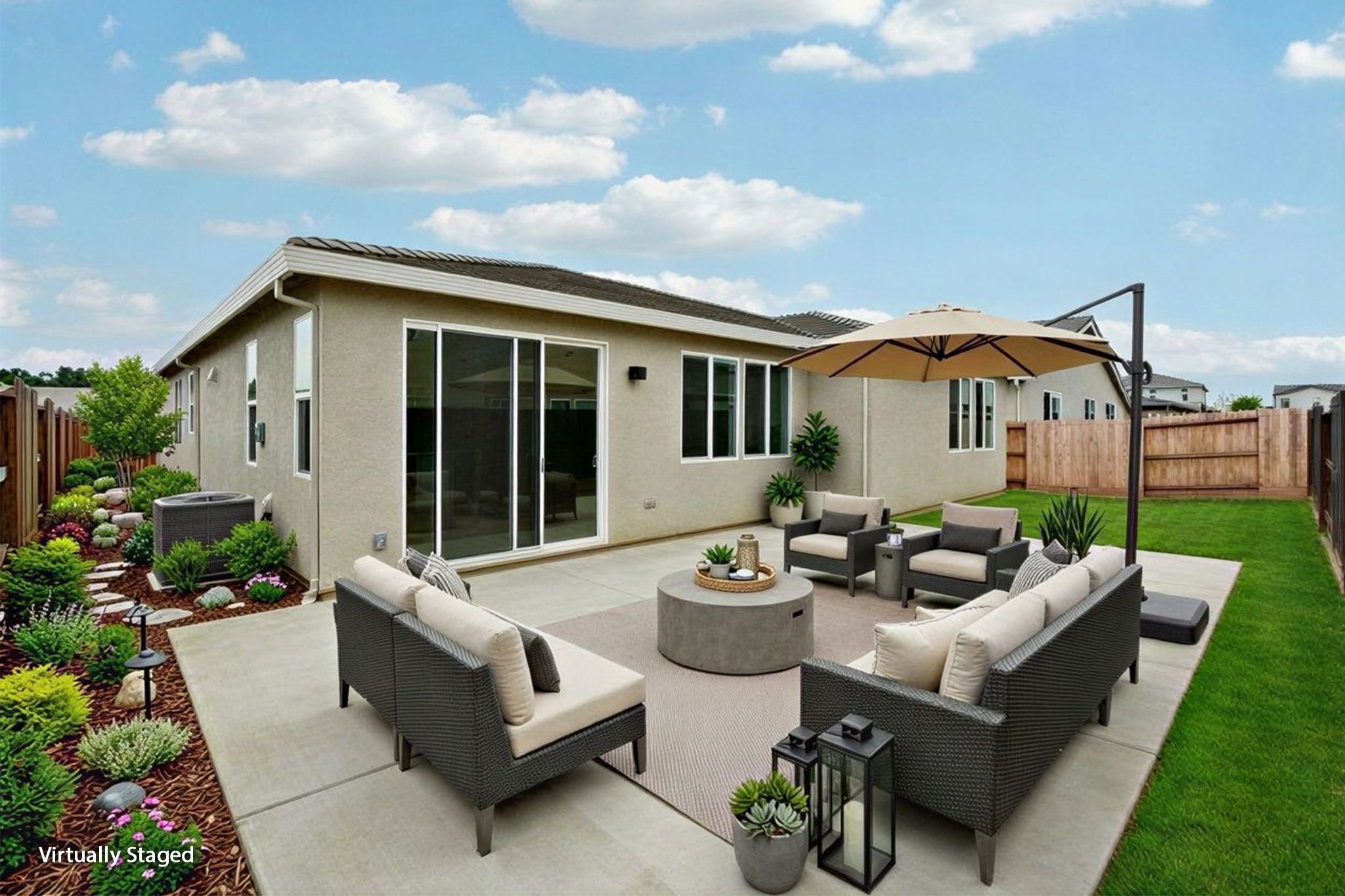 Photo has been digitally altered to show how this space could be used. To see the original, unaltered photo without digital staging, please see next image.
