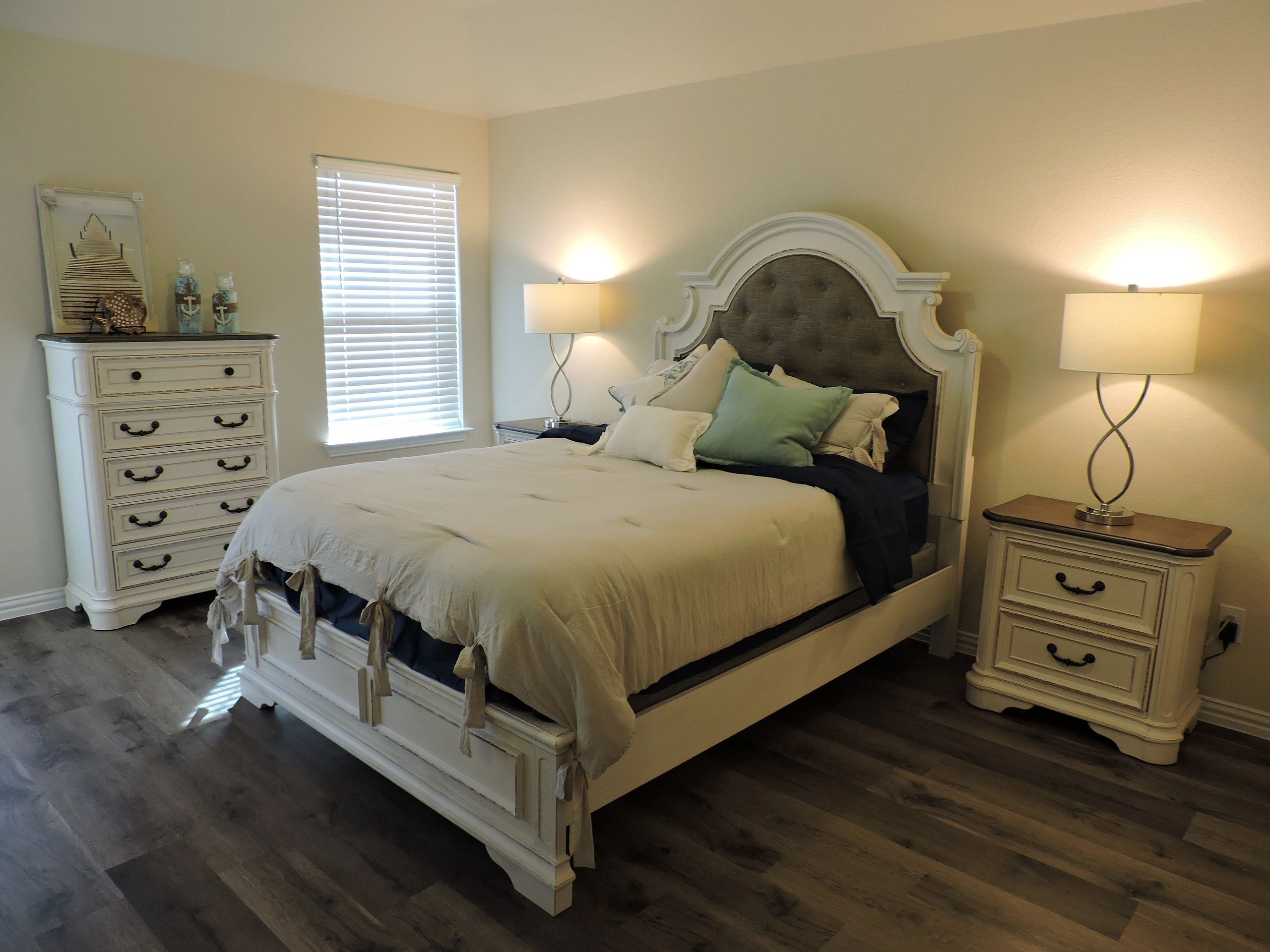 Crest Homes, LLC por Crest Homes, LLC en Dallas Texas