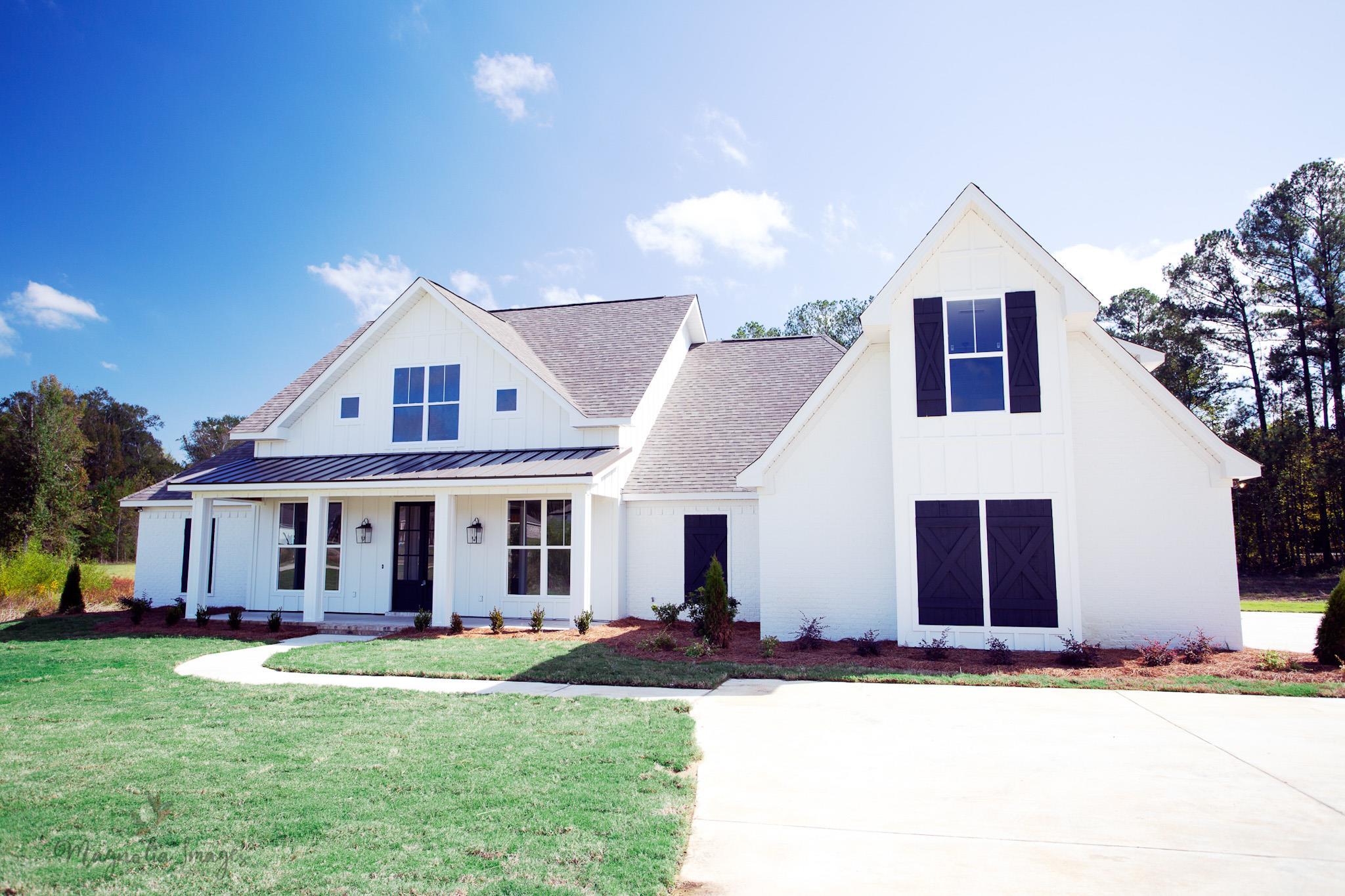 Crown Homes, LLC - : Brandon, MS