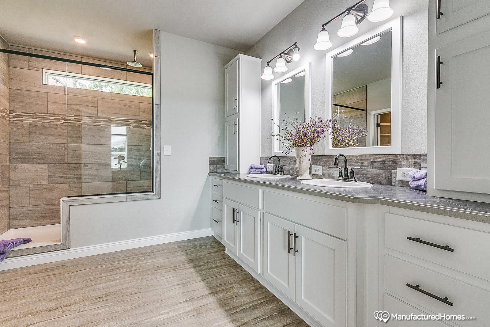 casa en D&H Homes por D&H Homes