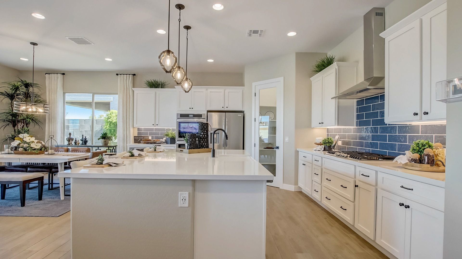 casa en Mirada Crossing por DRB Homes