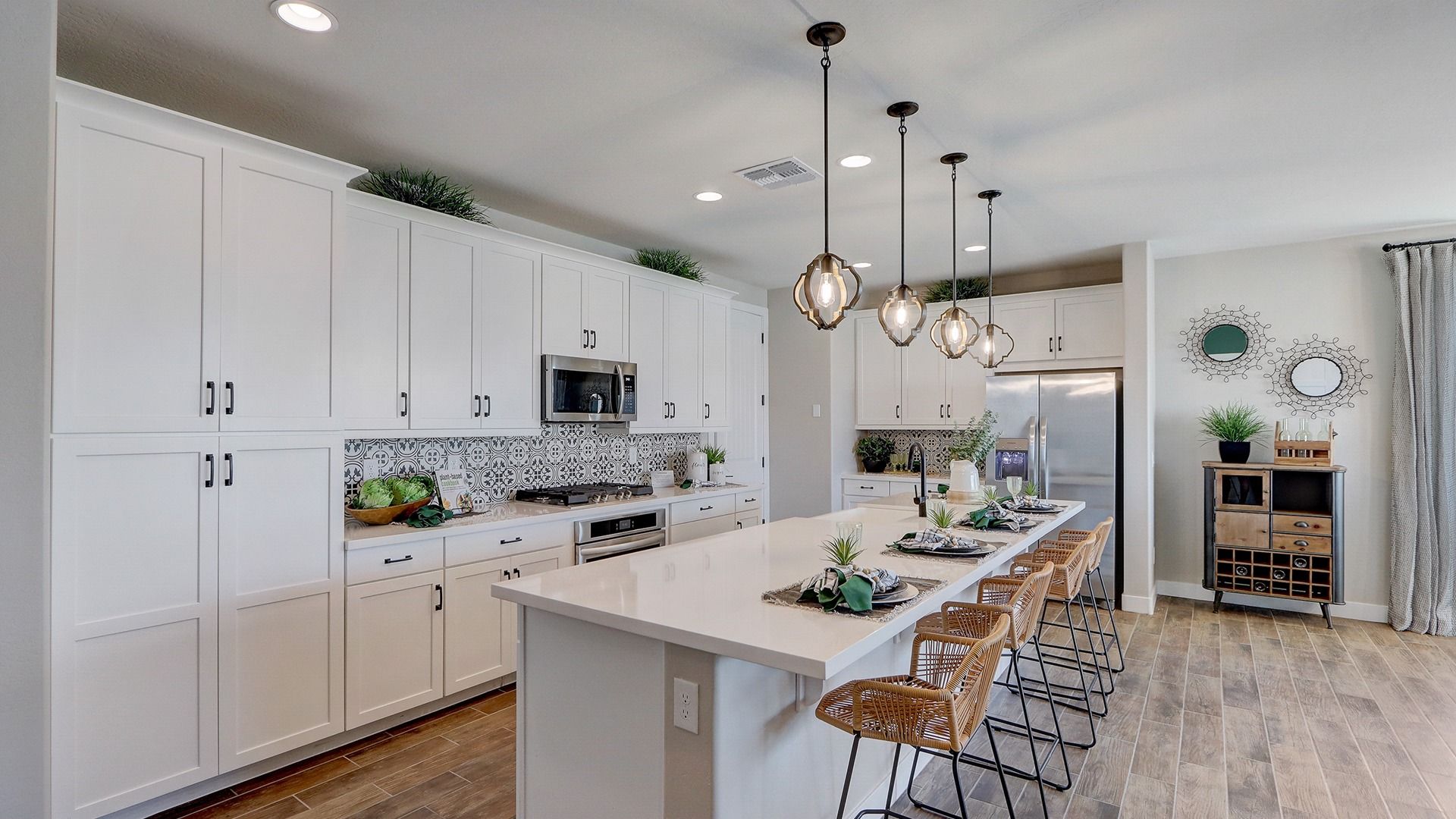 casa en The Lakes at Rancho El Dorado por DRB Homes